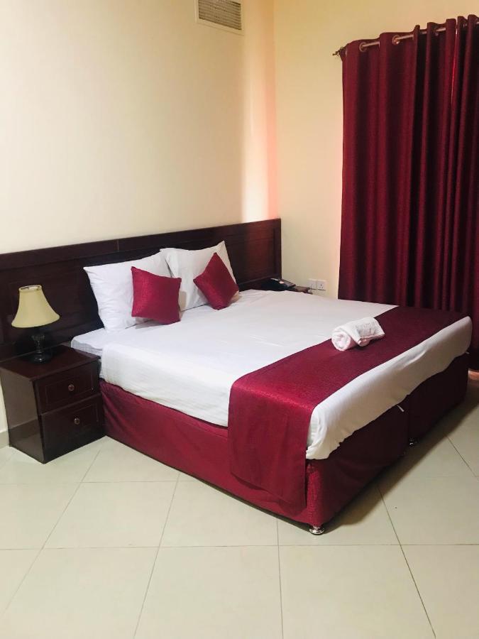 Al Reem Hotel Apartments Charjah Extérieur photo