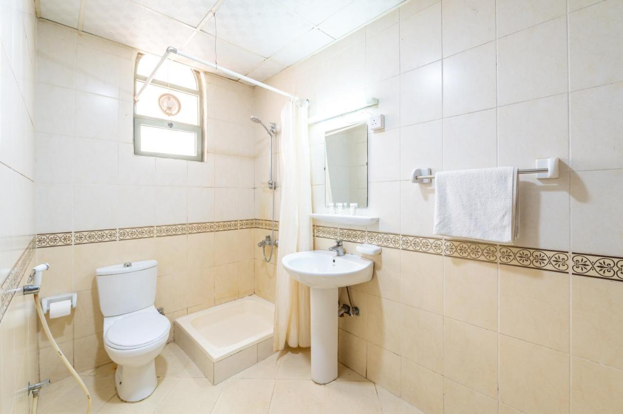 Al Reem Hotel Apartments Charjah Extérieur photo